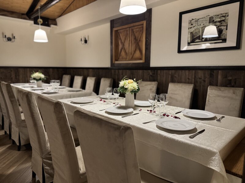 Event Room  Locatia ideala pentru evenimente mici in Bucuresti 20–40 pers.